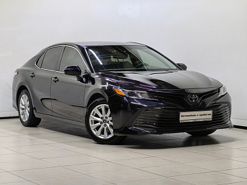 Camry, VIII (XV70)