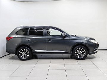OUTLANDER