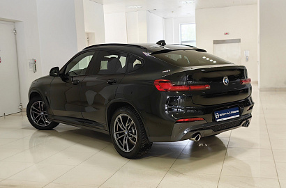 X4