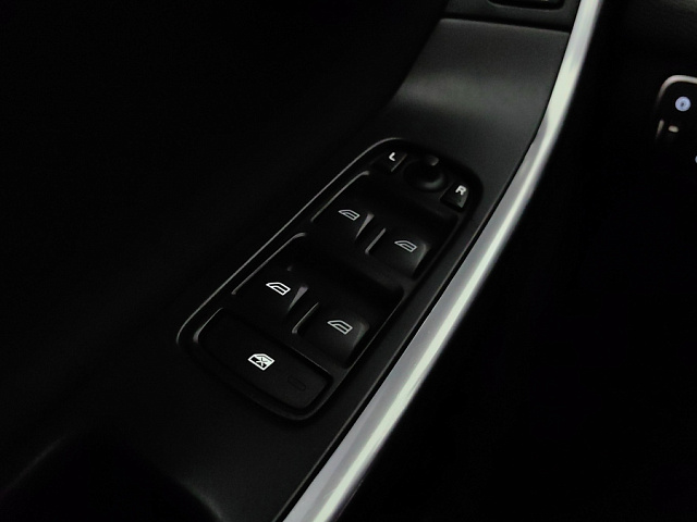 car 23