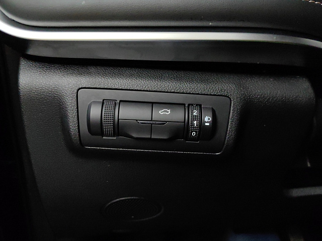 car 25