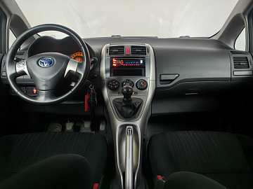 AURIS