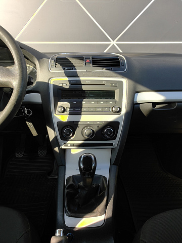 car 12