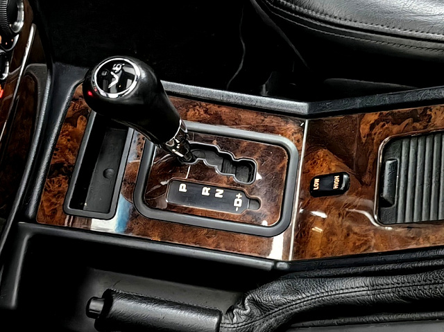 car 19
