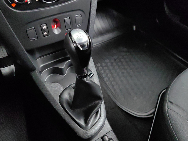 car 16