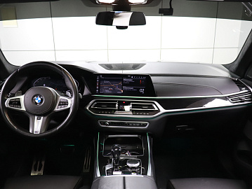 X7