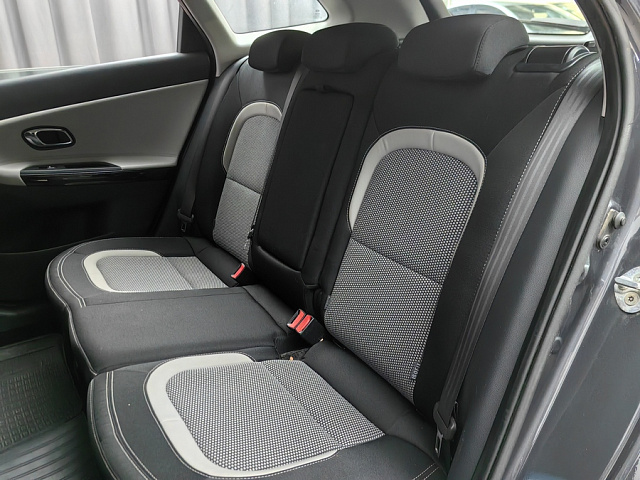 car 8