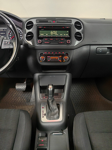car 12