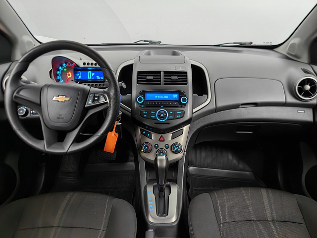 car 12