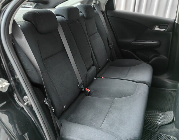 car 9