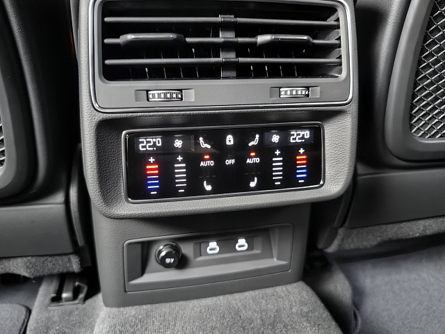 car 29
