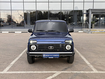 Niva Legend