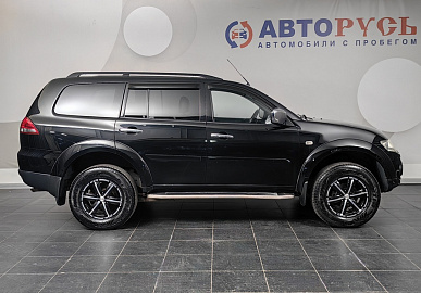 PAJERO sport