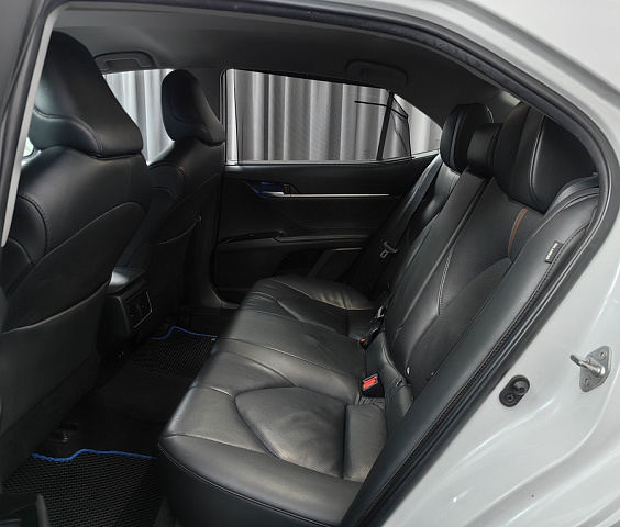 car 11