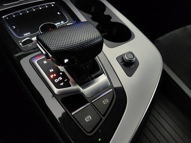 car 18