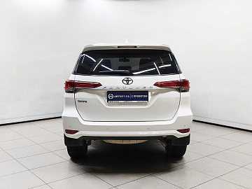 Fortuner, II