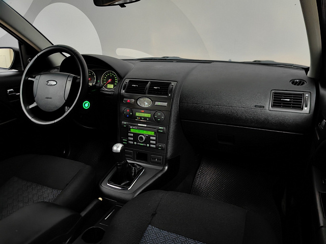 car 13