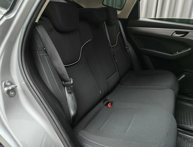 car 9