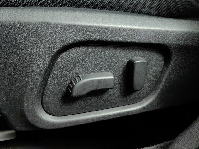 car 23