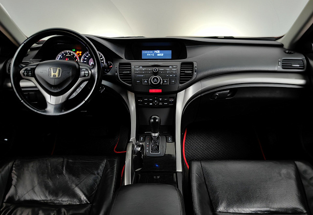 car 12