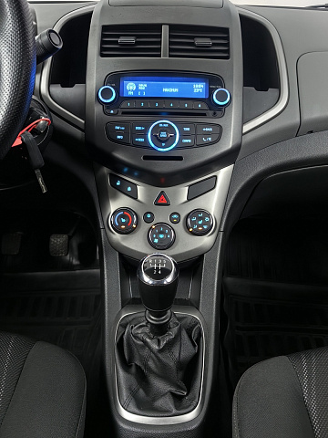 car 12