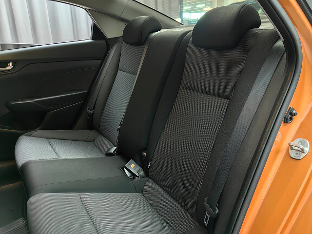 car 8