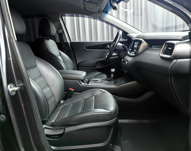 car 8