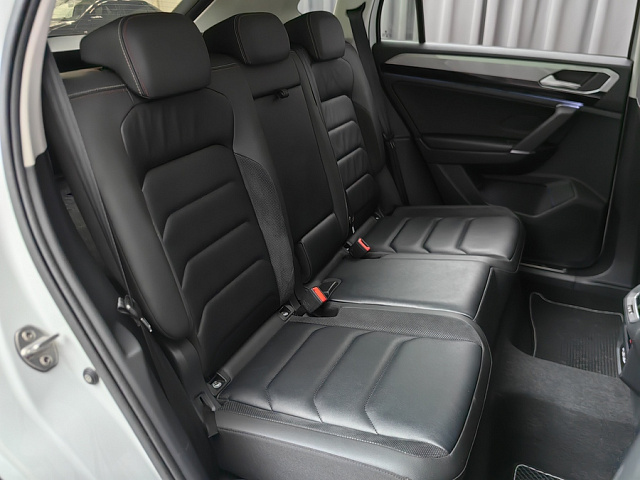 car 9
