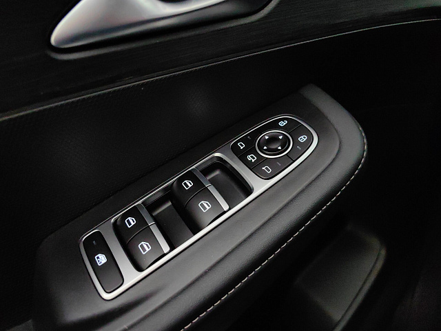 car 23