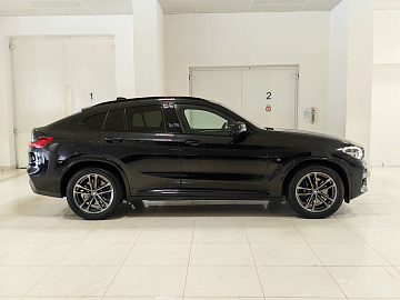 X4