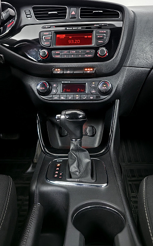 car 12