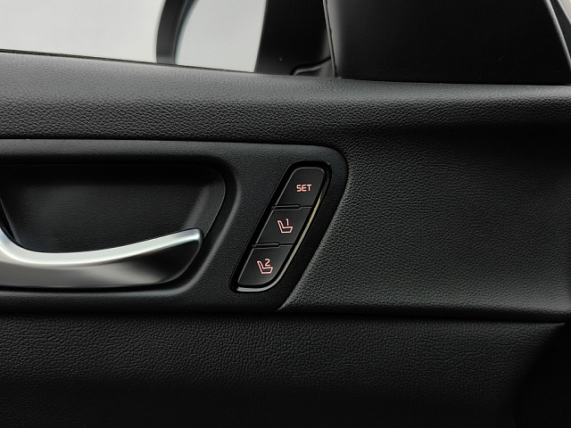 car 23