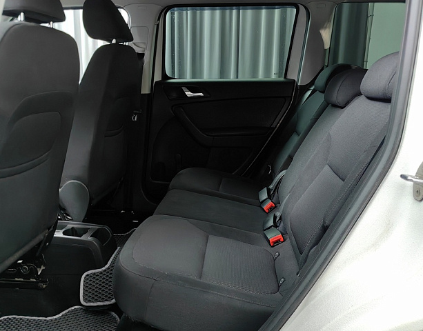 car 11