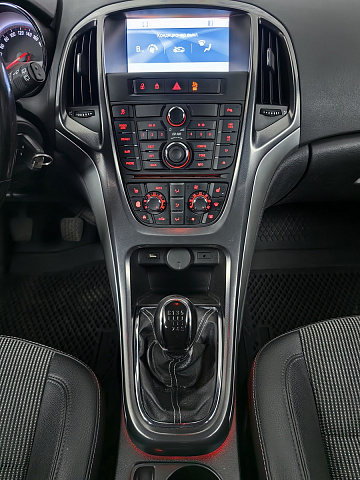car 12