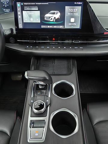 car 12