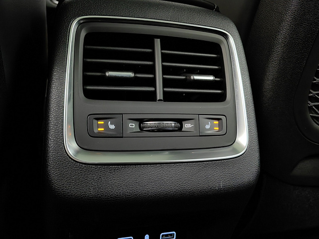 car 25