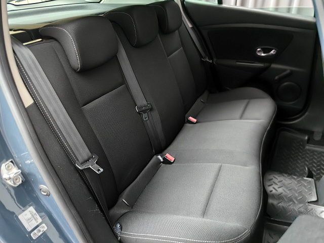 car 9