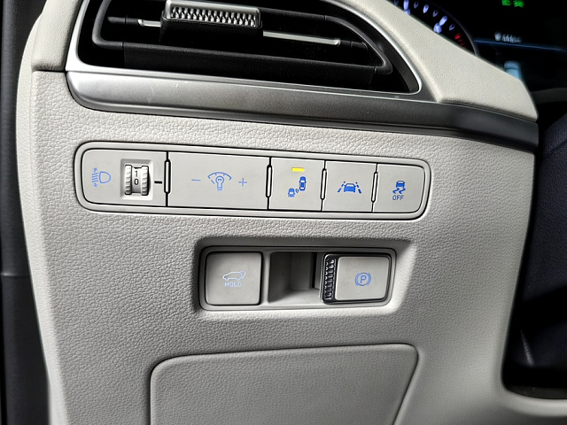 car 21