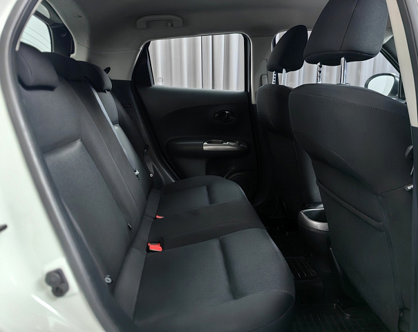 car 10