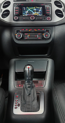 car 12