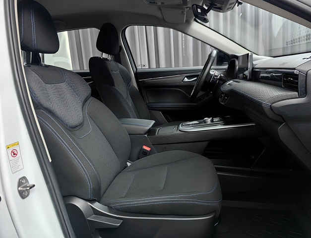 car 8