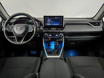 RAV4
