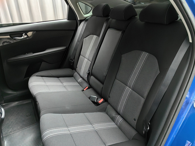 car 8