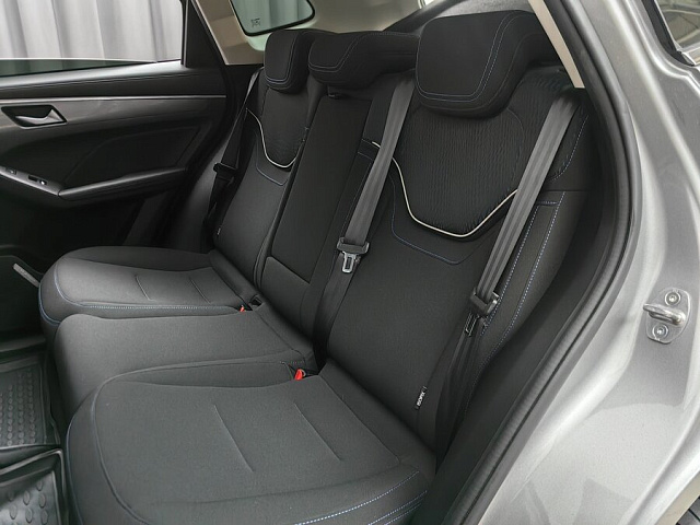 car 8