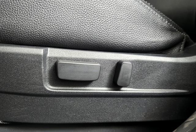 car 23