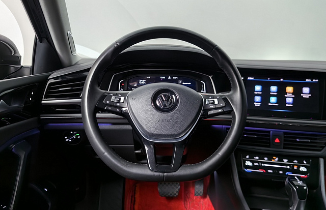 car 13