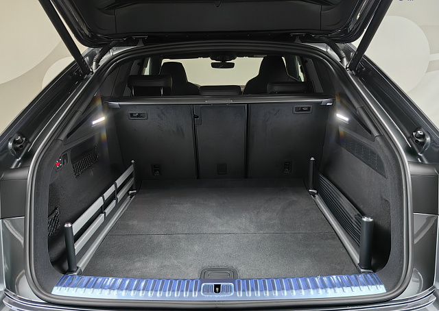 car 11