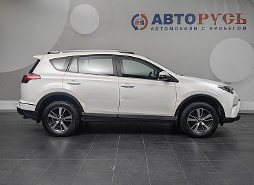 RAV4