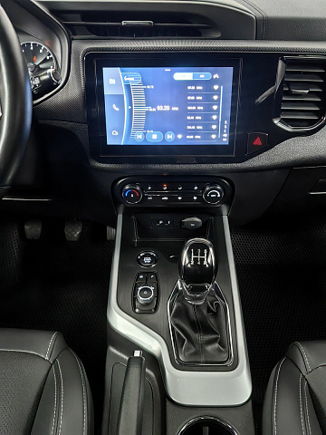 car 12