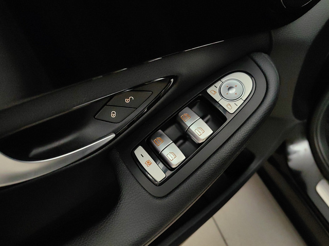 car 23